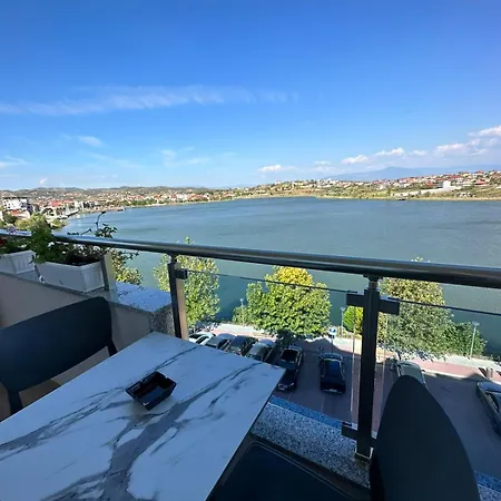 Hotel Ujvara